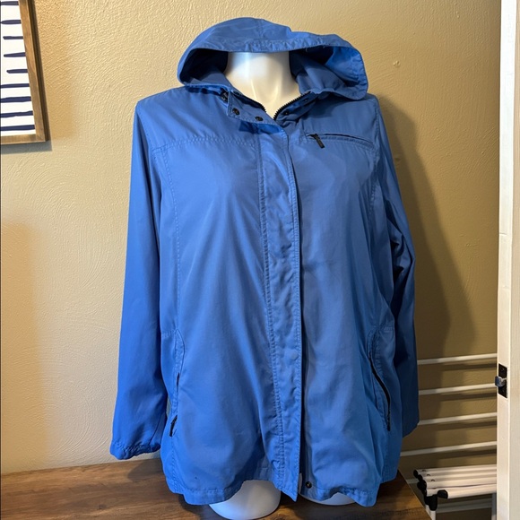 Eddie Bauer Blue Nylon Jacket - Picture 2 of 10